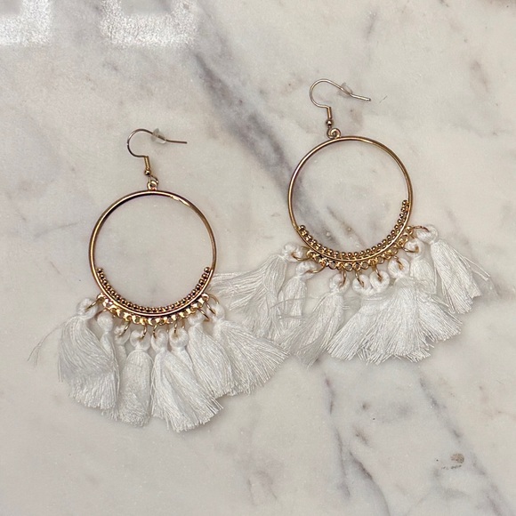 Jewelry - NWOT Gold and White Tassel Hoop Earrings